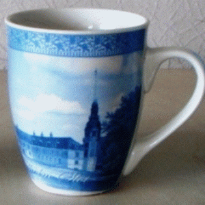Porcelæn krus Hvedholm Slot