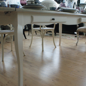Spisebord Louis XV hvid m.egetræ top