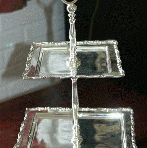 Etagère i antique sølv 23cm