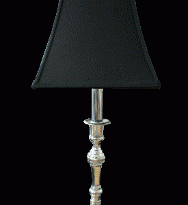 Lampe sølv 8 kant fod 50 cm creme skærm