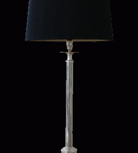 Lampe 85cm sølv firkant fod sort  skærm